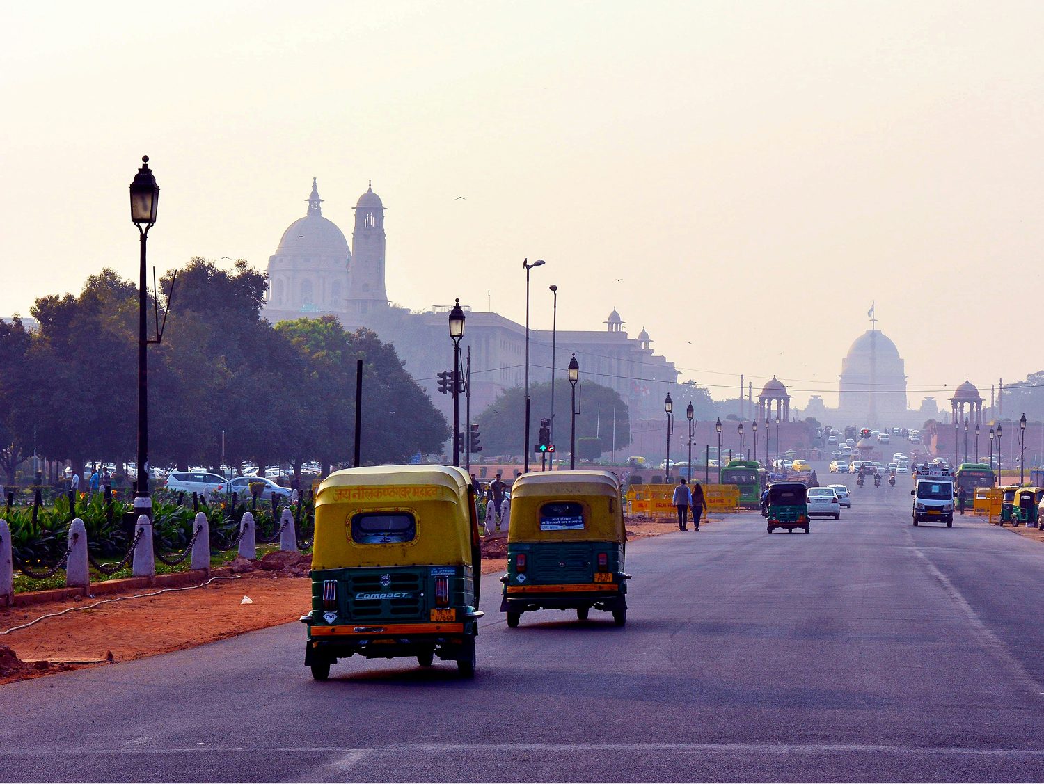 India’s Golden Triangle, China & Luxury Silversea Cruise & Tour Package 2028